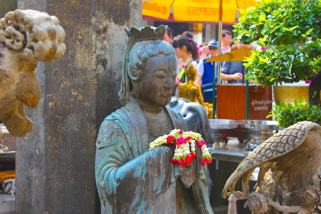 Locals worship smaller figures around the temple too. 